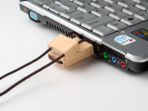 Werbittel Holz USB-Stick mit Leder